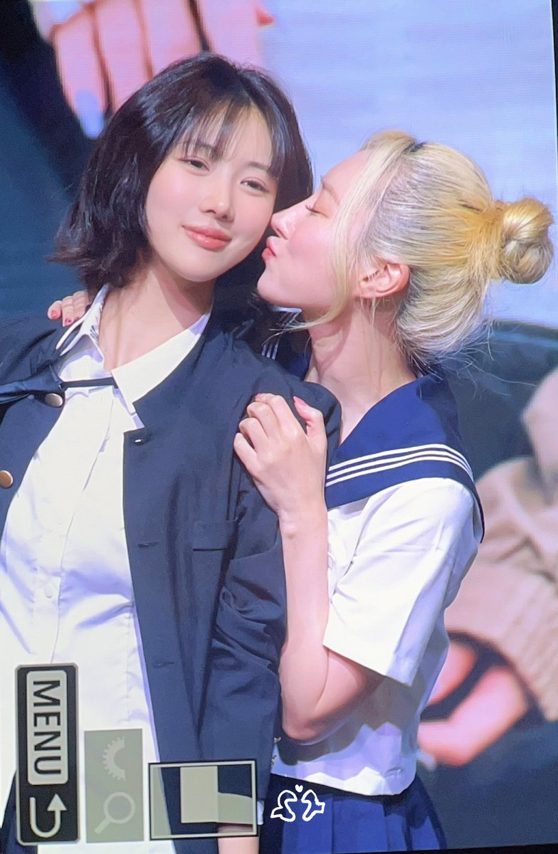 PEPPER0810's tweet image. 250620 팬싸인회 프리뷰
우리 선배들…💓💓
#드림캐쳐 #유아유 #수아 #김보라 #지유 #유현
#Dreamcatcher #UAU #SUA #YOOHYEON #JIU