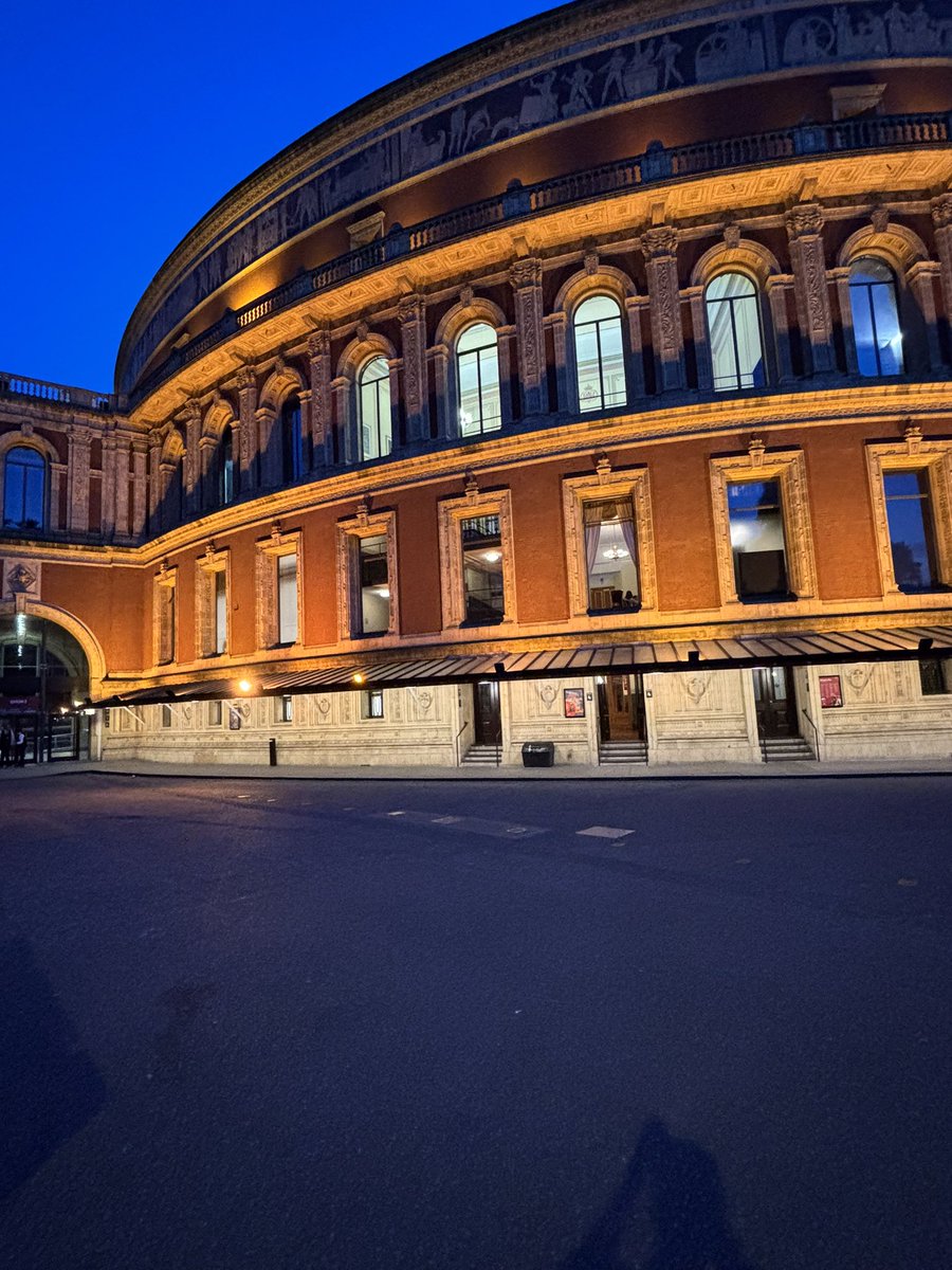 Only here for the Weir. <a href="/BobWeir/">Bobby Weir</a>