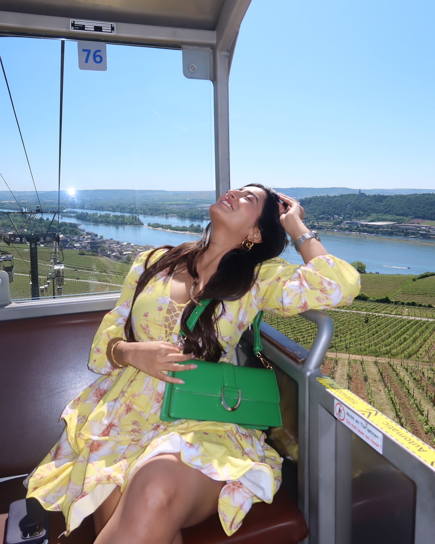 Gt5I__EXgAEbmn_?format=jpg&name=large