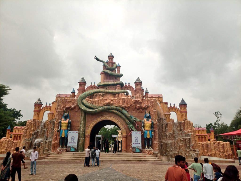 parth_20_02's tweet image. ગરમીથી કંટાળીને આખરે આજે મેહસાણા બ્લિસ વોટરપાર્કમાં નાહવાની જબરી મજા આવી હો...🛀😅
#waterpark