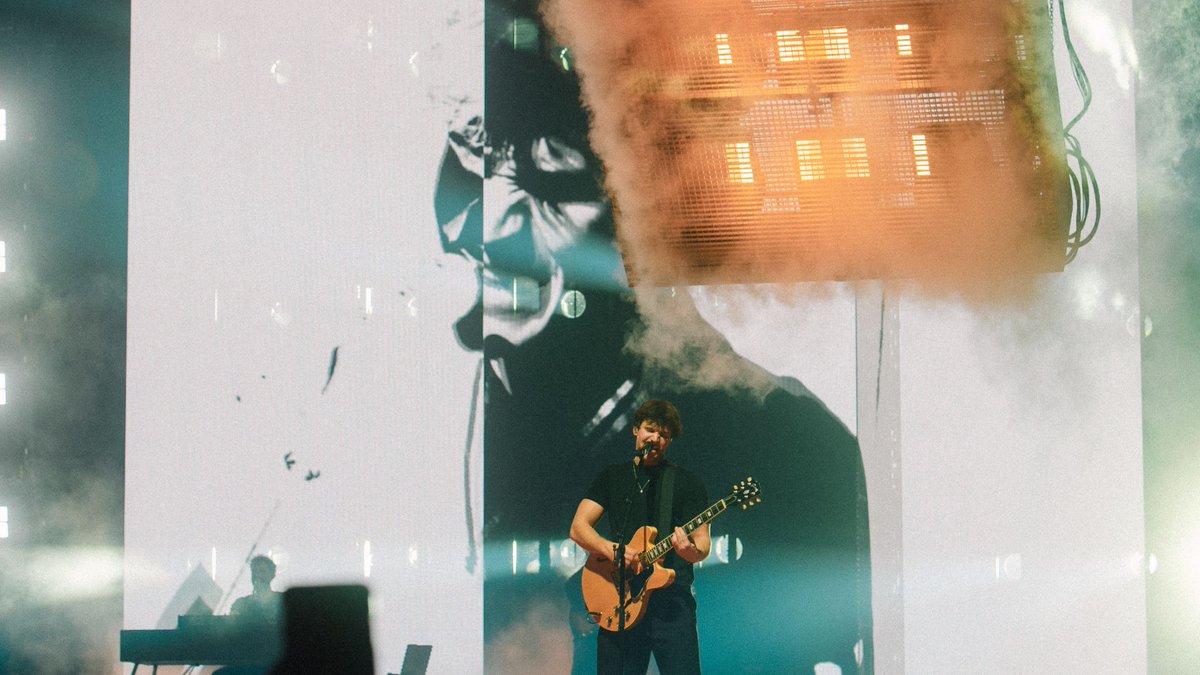 notchvfx's tweet photo. "Notch enabled us to create a show where architecture, technology, and emotion moved together, each reinforcing the other without overshadowing the performer. We could adapt quickly while retaining the depth and coherence of the central narrative," says Markus Eibl, Project Manager at ST. ROBO, about their work for Wincent Weiss.

https://t.co/vqYCciWwCf

#madewithnotch