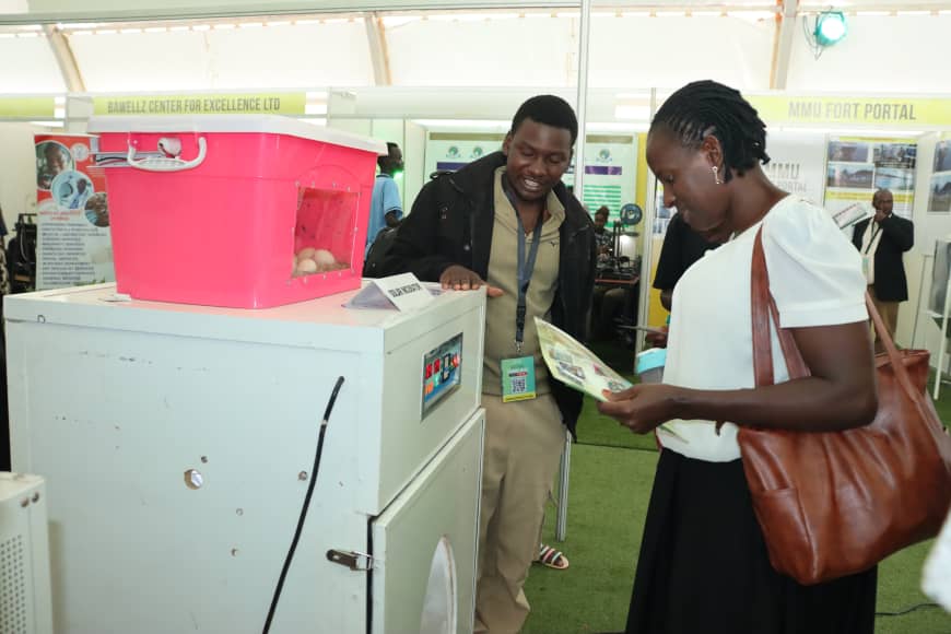 Innovug's tweet image. No one walks their talk like we do, and in grand style, we showcased our locally built, highly efficient solar powered incubators at the National science week, where they hatched live chicks in witness of exhibition attendees including the Deputy speaker of Parliament of Uganda…