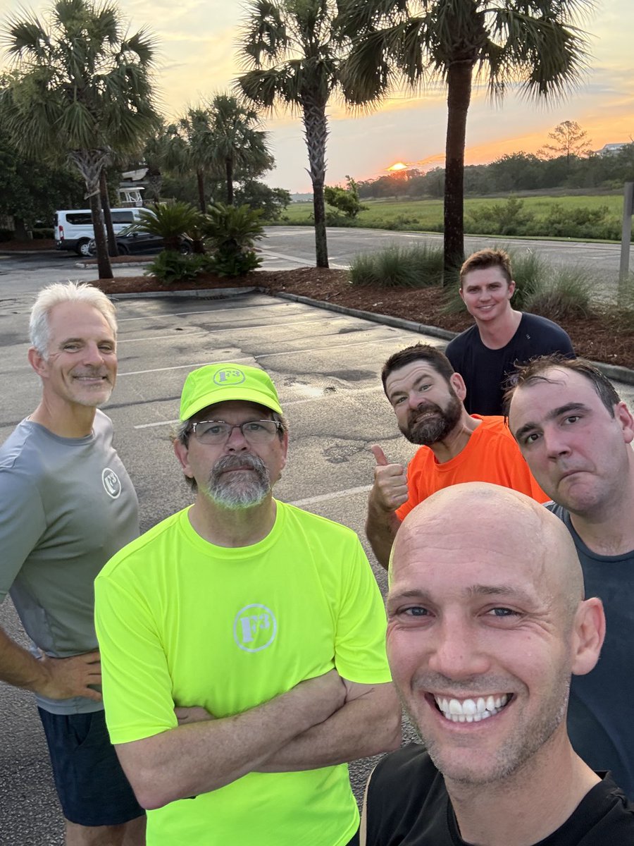 6 PAX keeping the lights on at most beautiful AO in the nation.  ChannelMarker/RedRightReturnn 
⁦<a href="/F3Nation/">F3</a>⁩  ⁦<a href="/F3Charleston/">F3 Charleston</a>⁩