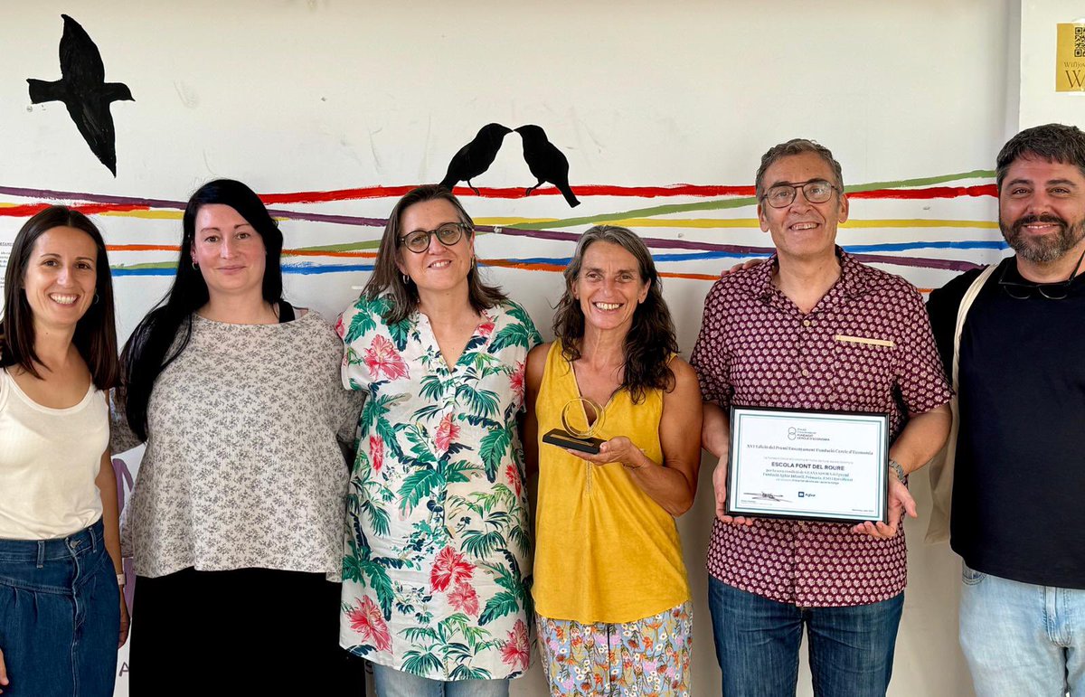 Esc Font del Roure (@fontdelroure) on Twitter photo Gràcies Carme, Xavi i Montse, equip d’Educació i Joventut de l’Ajuntament de Masquefa, per ser-hi sempre, fer xarxa i acompanyar-nos amb tanta dedicació.
Sou part del Premi Ensenyament 2025 <a href="/CdEconomia/">Cercle d'Economia</a>! 👏 #Gràcies #PremiEnsenyament2025 Gràcies Carme, Xavi i Montse, equip d’Educació i Joventut de l’Ajuntament de Masquefa, per ser-hi sempre, fer xarxa i acompanyar-nos amb tanta dedicació.
Sou part del Premi Ensenyament 2025 <a href="/CdEconomia/">Cercle d'Economia</a>! 👏 #Gràcies #PremiEnsenyament2025
