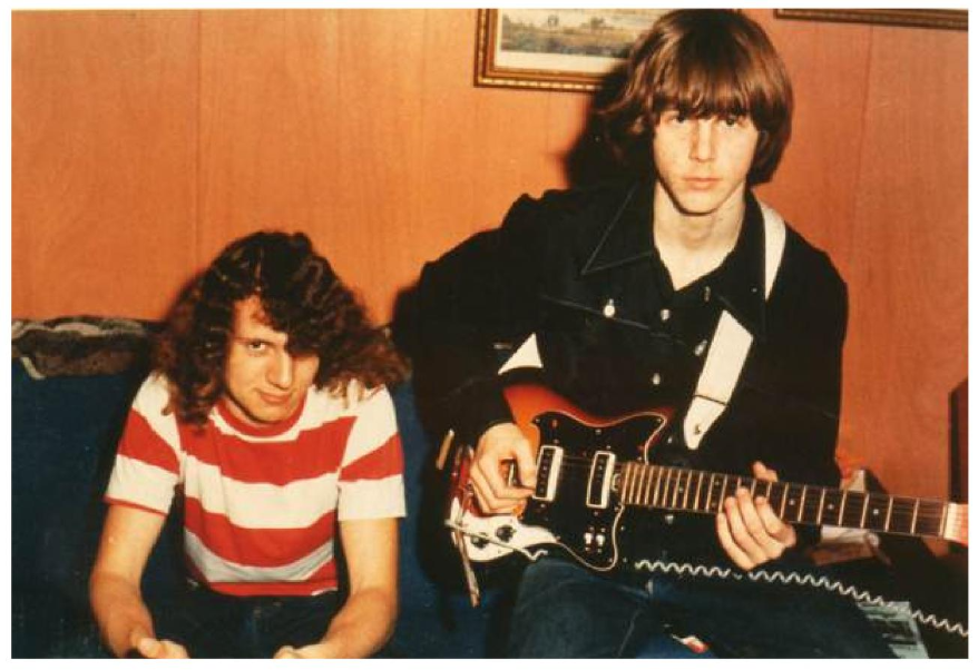 radiodormouse's tweet image. More photos of young John K, including one with his rock band. Many novelists, cartoonists, and directors are failed rock stars. Fun fact: Jimmy Urine of Mindless Self-Indulgence is the reverse—he aimed to be a comic artist or animator, and music was the backup! #animationlegends