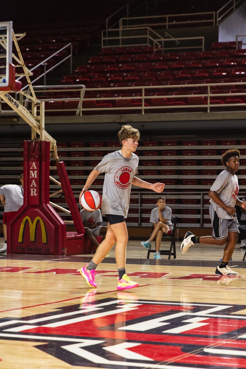 LamarMBB's tweet image. Camp 2, last day, was one to remember for sure.
Thank you again to those who signed their campers up for either week one, week 2, or both! See you again next time !