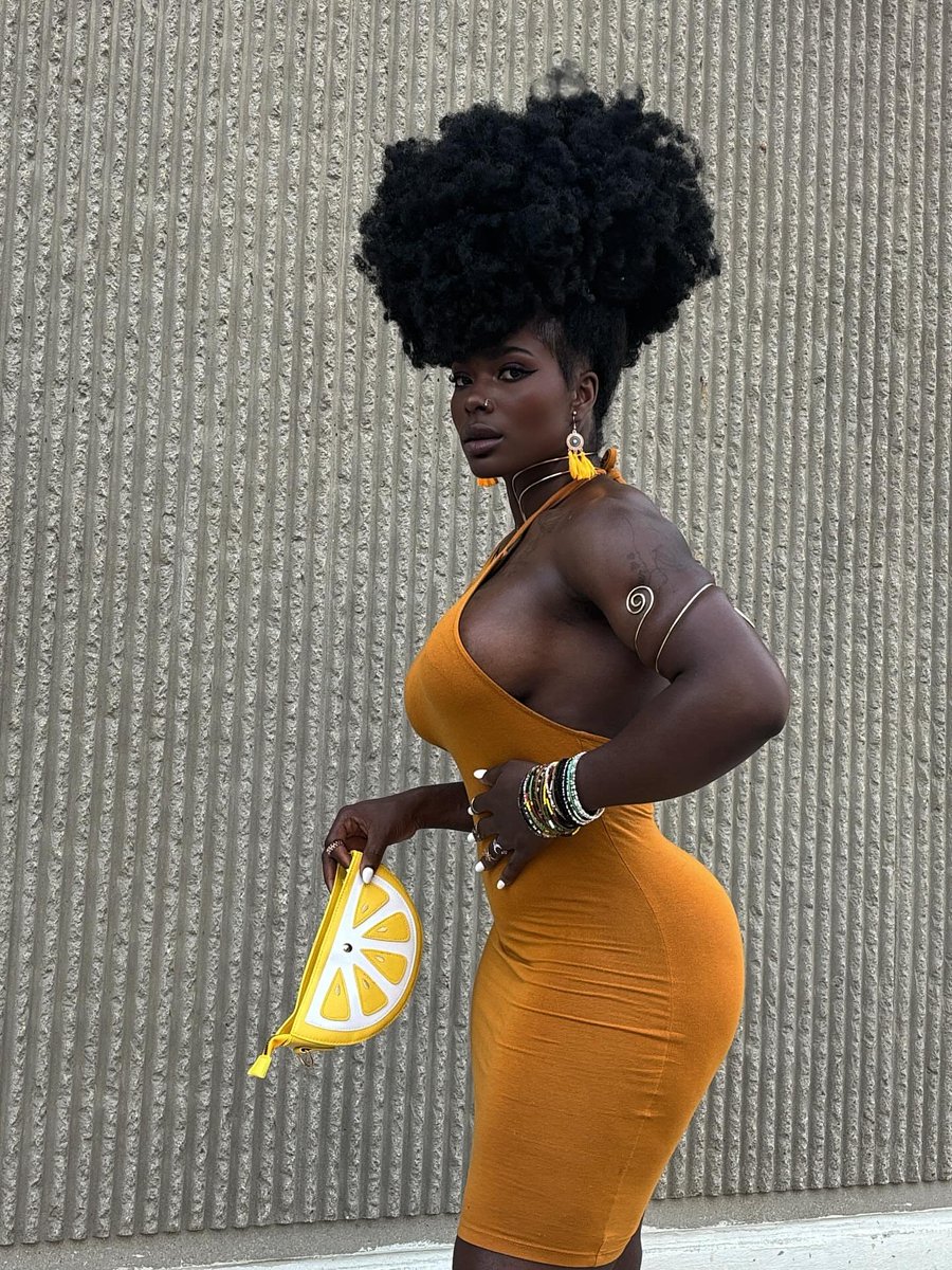 Dark skinned women for the win