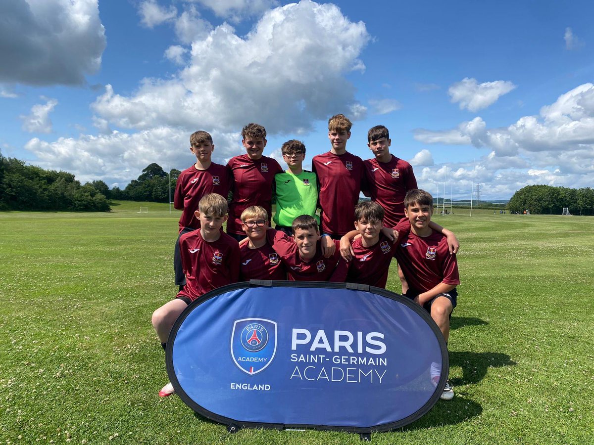 ⚽️ PSG Academy Football Tournament ⚽️
Year 7 and 8 Girls and Boys teams took part in the PSG Tournament at St. Mary’s College, Sheffield last week. All four teams played really well and there were some exceptional individual performances.
Well done to you all!
