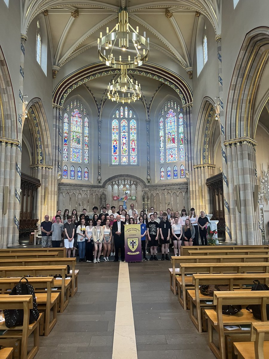 We’ve made it…  <a href="/ArchdiocGlasgow/">Archdiocese of Glasgow</a>  Thank you for welcoming us 🙏💜 Amazing day! <a href="/SPTA_HS/">SPTA</a>  #PilgrimsofHope #JubileeYear2025