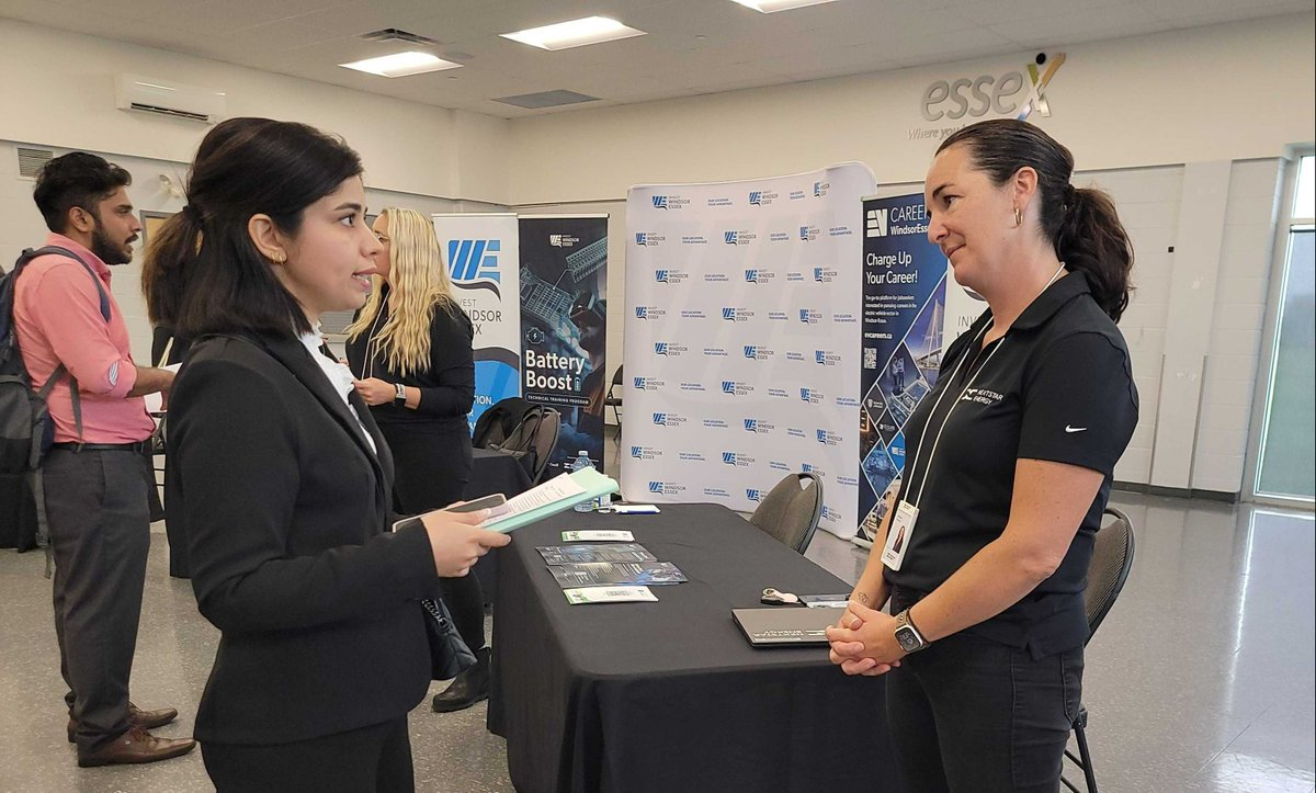 Invest WindsorEssex (@_investwe) on Twitter photo We had a fantastic turnout at the 𝐁𝐚𝐭𝐭𝐞𝐫𝐲 𝐁𝐨𝐨𝐬𝐭 𝐉𝐨𝐛 𝐃𝐚𝐲 in the Town of <a href="/EssexON/">Town of Essex</a>! Participants connected with IWE’s Talent Attraction Specialist, Talent Recruiters from <a href="/NextStarEnergy/">NextStar Energy</a> and <a href="/thejobshoppe/">The Job Shoppe</a> to explore exciting job opportunities in the battery We had a fantastic turnout at the 𝐁𝐚𝐭𝐭𝐞𝐫𝐲 𝐁𝐨𝐨𝐬𝐭 𝐉𝐨𝐛 𝐃𝐚𝐲 in the Town of <a href="/EssexON/">Town of Essex</a>! Participants connected with IWE’s Talent Attraction Specialist, Talent Recruiters from <a href="/NextStarEnergy/">NextStar Energy</a> and <a href="/thejobshoppe/">The Job Shoppe</a> to explore exciting job opportunities in the battery