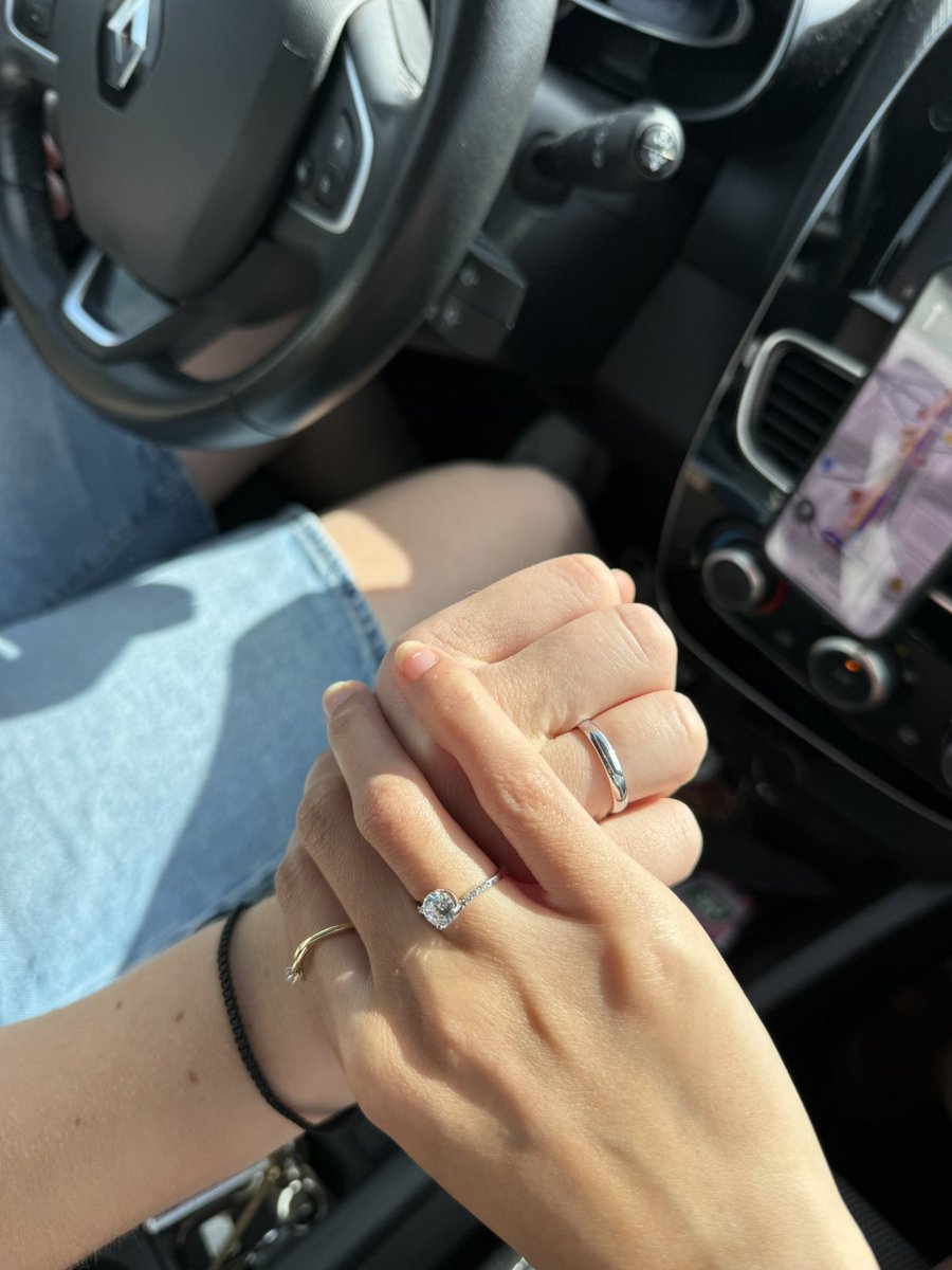 La reine de France tweet media