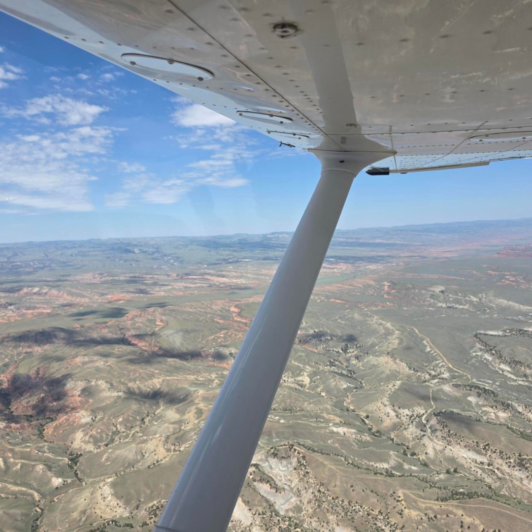 KSU_Salina's tweet photo. Teams Sky Cats and Kitty Hawk are nearing the final approach of the Air Race Classic!

Their journey started in Alabama, and they are now only two states away from the finish line. Follow along with the Day 4 race here: https://t.co/VFg9SfNGzq

#KStateSalina | #FlyKState https://t.co/MvWCCQkydR