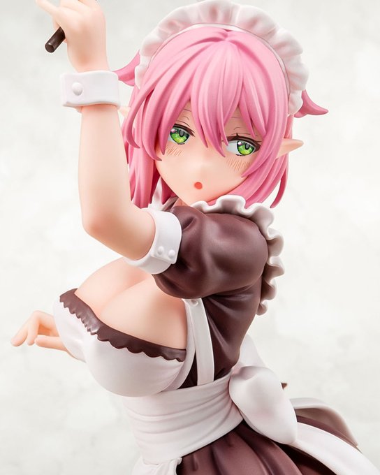 ロゼッタフィギュア
お気に入りアングルを紹介①

はたきでお掃除中のロゼッタですが、いつの間にか手にはローションが…

今回、ロゼッタの差分では胸元に液体を垂らしてえっちなポージングをお願いしました🥰
谷間に流れる液体って…えっちですよね? 