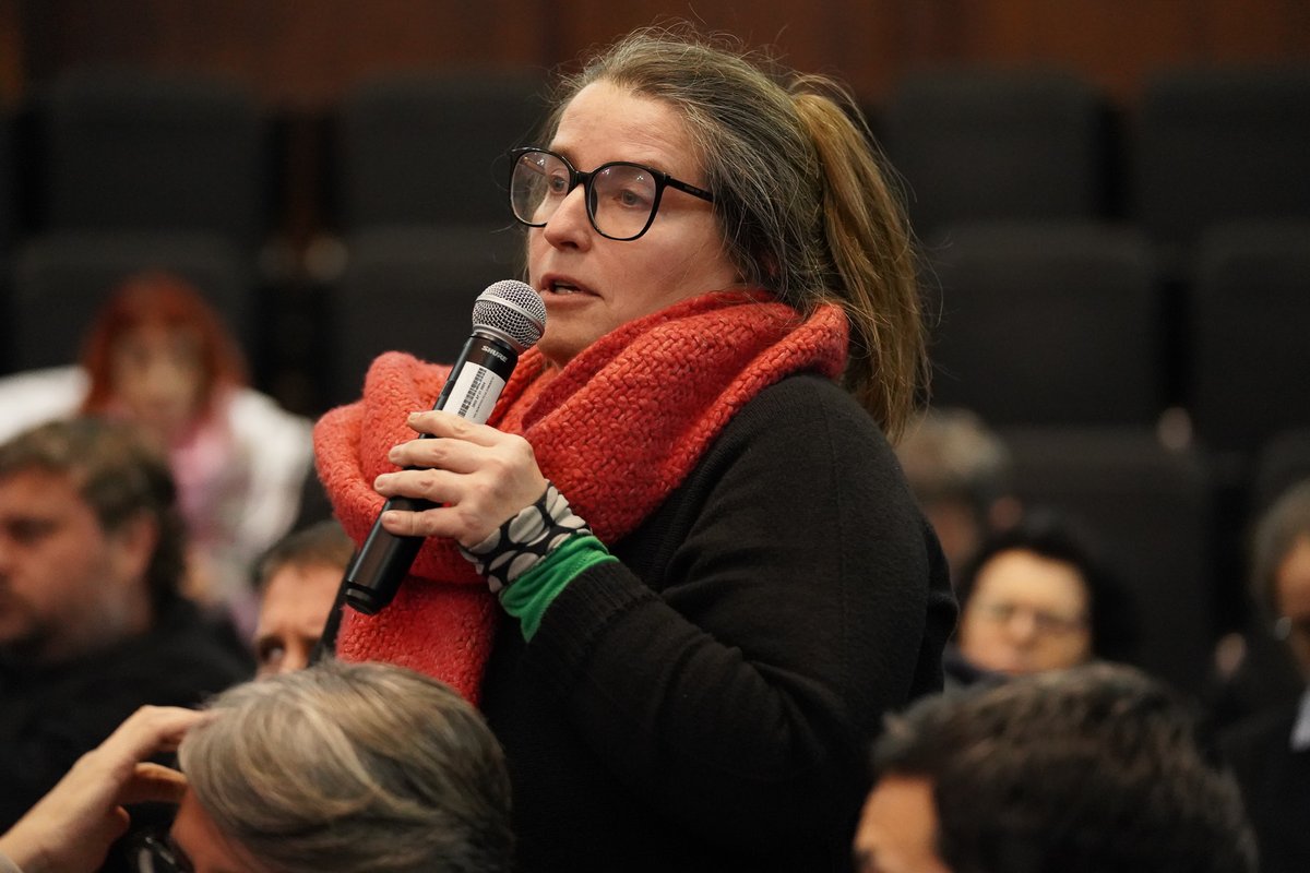 🔵 Rectorado 2025: no hubo decisión y la AGC votará nuevamente antes de quince días

🗨️ Este 18 de junio la Asamblea General del Claustro se reunió por primera vez para elegir a quien será rector o rectora de #Udelar hasta 2026.

🔎 Leé la nota: udelar.edu.uy/portal/2025/06…