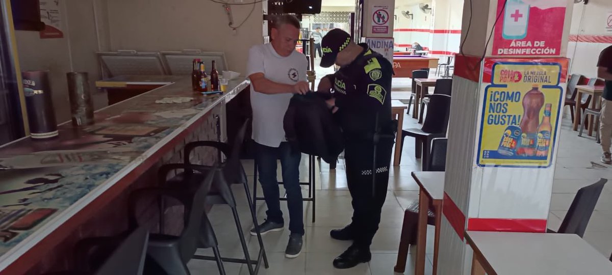 👮🏻‍♀️Protección a menores de edad.

La Policía Nacional de los Colombianos Grupo de Infancia y Adolescencia MECUC realizó controles en establecimientos abiertos al público para prevenir el ingreso de niños, niñas y adolescentes a espacios donde puedan estar en riesgo.🚔🤝🏼