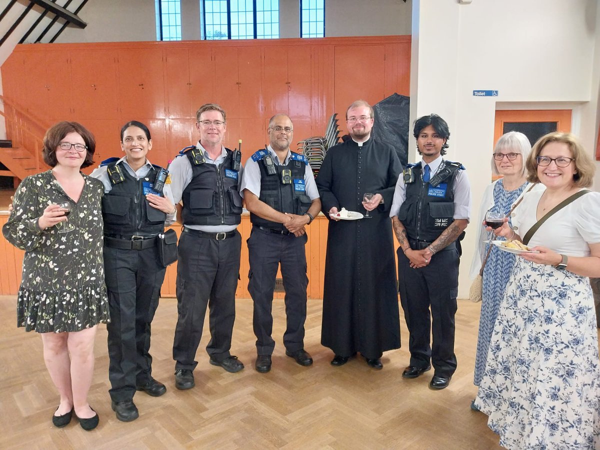 MPSValentines's tweet image. @MPSValentines and @MPSNewbury were pleased to join the community at St. Margaret’s Church this week for the new vicar’s installation. A great chance to connect with residents, build relationships &amp;amp; strengthen local ties. Thanks for the warm welcome!