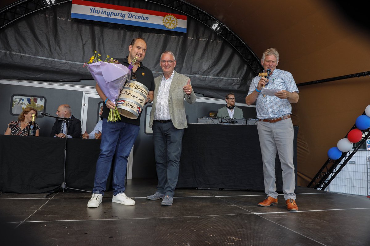 Haringparty Dronten tweet media