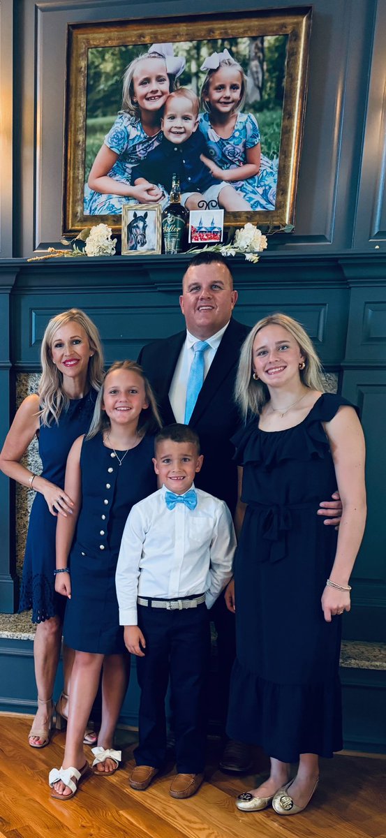CoachHaddix11's tweet image. #Family
GO REBELS!!!