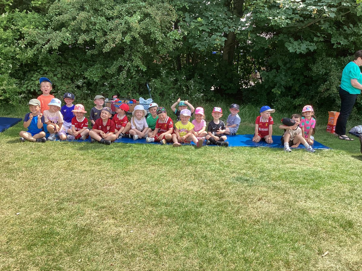 StBellarmine's tweet image. Nursery had a lovely time at the ‘fun run’ this afternoon.  
They all did their best and show determination to get to the finish line. Well done nursery and thank you to all our parents for showing your support #EYFS #physicaldevelopment #funrun