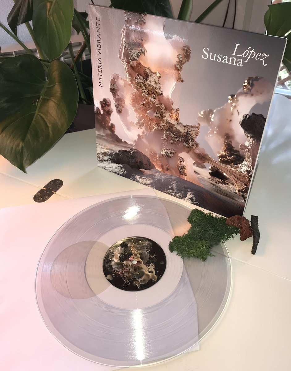 Ya está aquí "Materia Vibrante, en vinilo y digital, disponible en algunas plataformas. 
Tengo algunas copias limitadas para España.
susanloop.bandcamp.com/album/materia-…
#experimentalmusic #abstractmusic #dronemusic #electronicmusic #VibrantMatter #AmbientMusic #nature #Susandrone