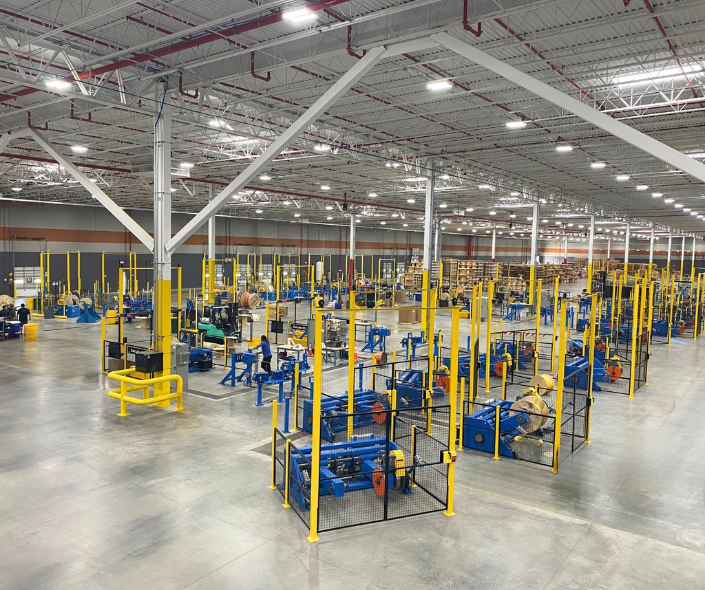 Our Service Center in McKinney, TX is built for speed and precision—with the ability to perform over 2,000 cuts per day. Our advanced cut and paralleling capabilities have helped customers get off the jobsite faster for decades, saving time where it matters most.