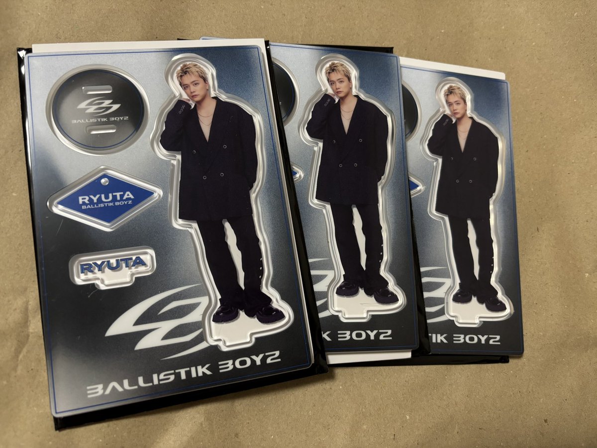 𝖺𝗋𝗂𝗌𝖺 on X