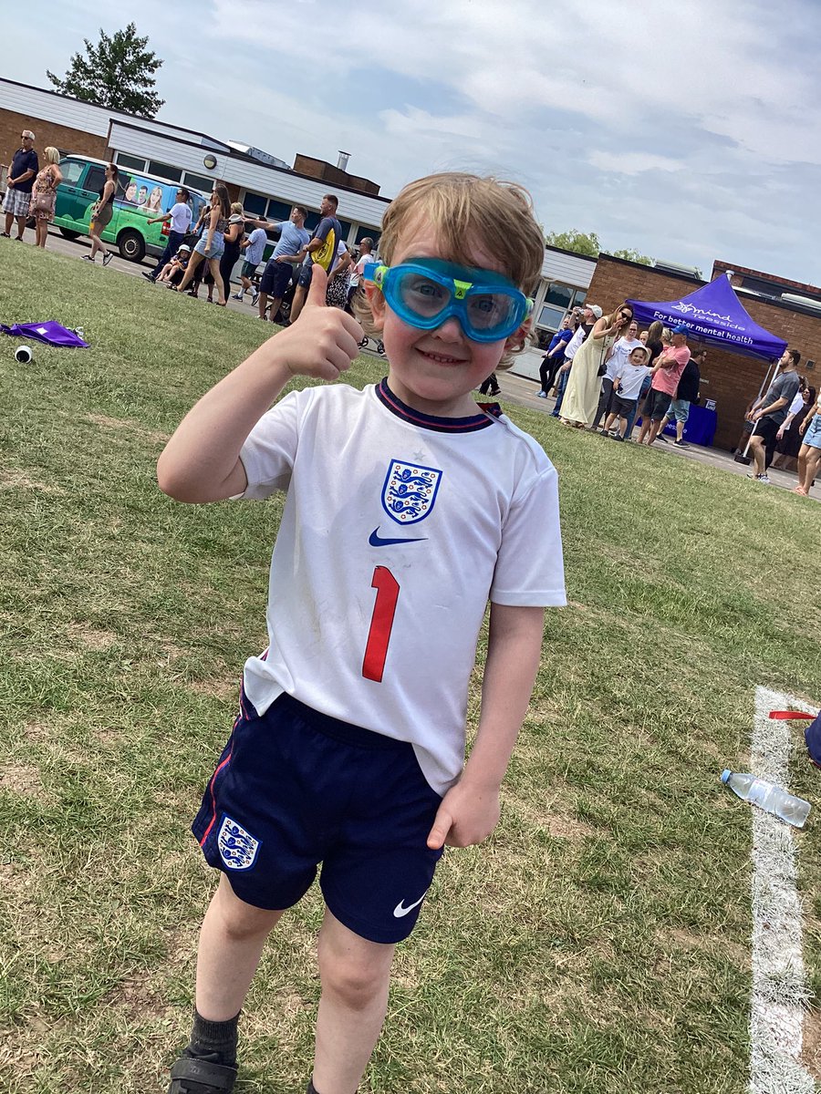 Lingfield Primary tweet media