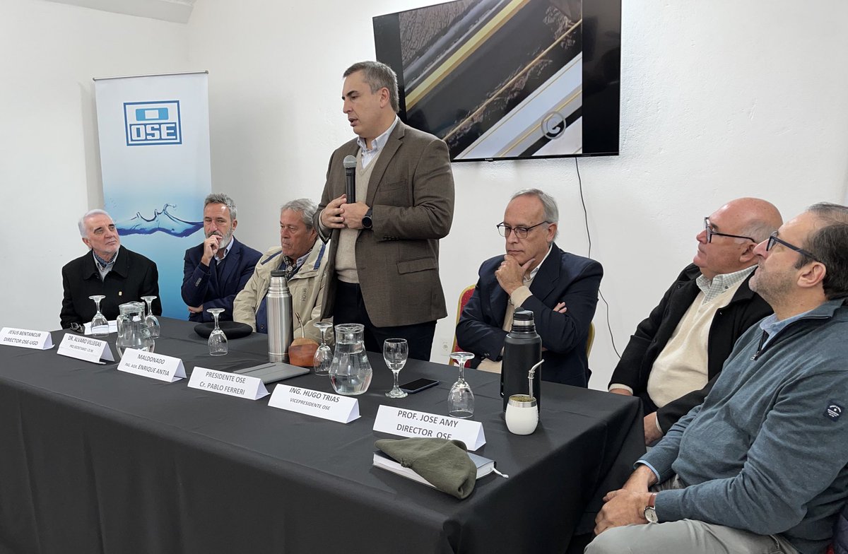 🚧 Durante la conferencia se anunciaron importantes obras para el departamento

👉 adjudicación de obra: Planta de Tratamiento de Aguas Residuales #saneamiento 

👉 refuerzo sistema de abastecimiento de #AguaPotable

Ambas en #SanCarlos