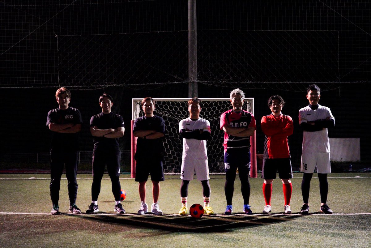 S_Nakabayashi's tweet photo. 約2年ぶりに集結したHappy Care Lifeフットサル部。
雰囲気だけは全国大会常連チーム。 https://t.co/NQKzJYz3o8