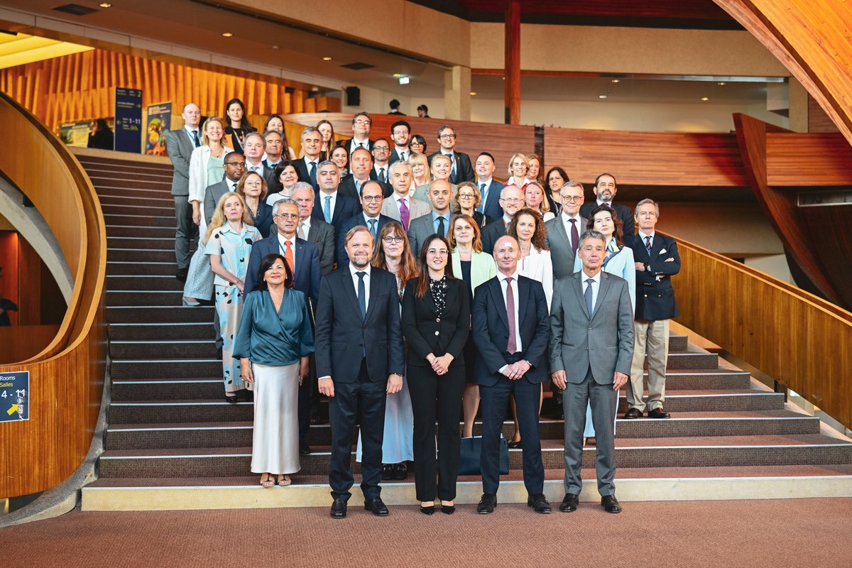 Cyprus in CoE (@cyprus_coe) on Twitter photo Heureux d’avoir partagé ces années avec <a href="/DKinCoE/">Jens August Kisling</a>, Représentant Permanent du 🇩🇰 auprès du <a href="/coe/">Council of Europe</a>.Plus qu’un excellent collègue, il a été un véritable ami– et presque un "voisin", puisque nous nous croisions les matins dans les couloirs de nos Représentations. Bon vent pour la suite! Heureux d’avoir partagé ces années avec <a href="/DKinCoE/">Jens August Kisling</a>, Représentant Permanent du 🇩🇰 auprès du <a href="/coe/">Council of Europe</a>.Plus qu’un excellent collègue, il a été un véritable ami– et presque un "voisin", puisque nous nous croisions les matins dans les couloirs de nos Représentations. Bon vent pour la suite!