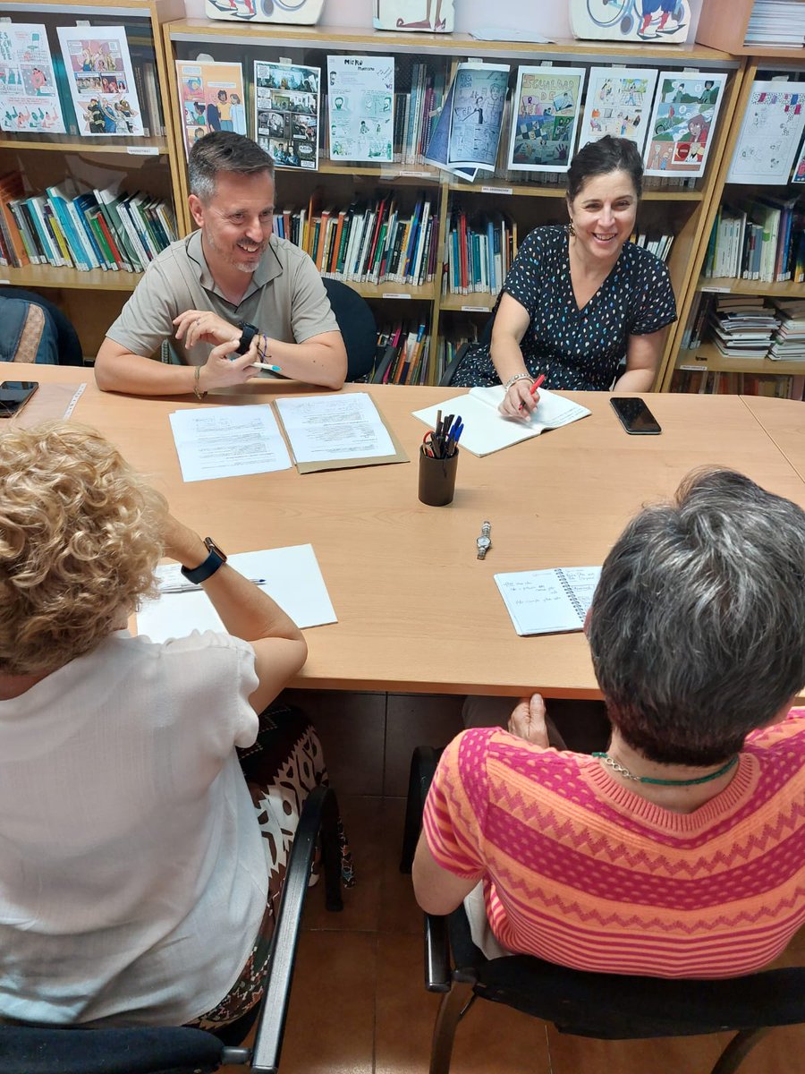 🤝 Ayer mantuvimos una reunión desde <a href="/psoe_m/">PSOE Madrid</a> con <a href="/baezavic/">vicente baeza</a> con <a href="/redongdmadrid/">Red ONGD de Madrid ✳️</a> 🗣️ Un espacio de escucha activa e intercambio donde reafirmamos nuestro modelo de cooperación socialista.

🔛 Dejamos abierto un canal de diálogo permanente.