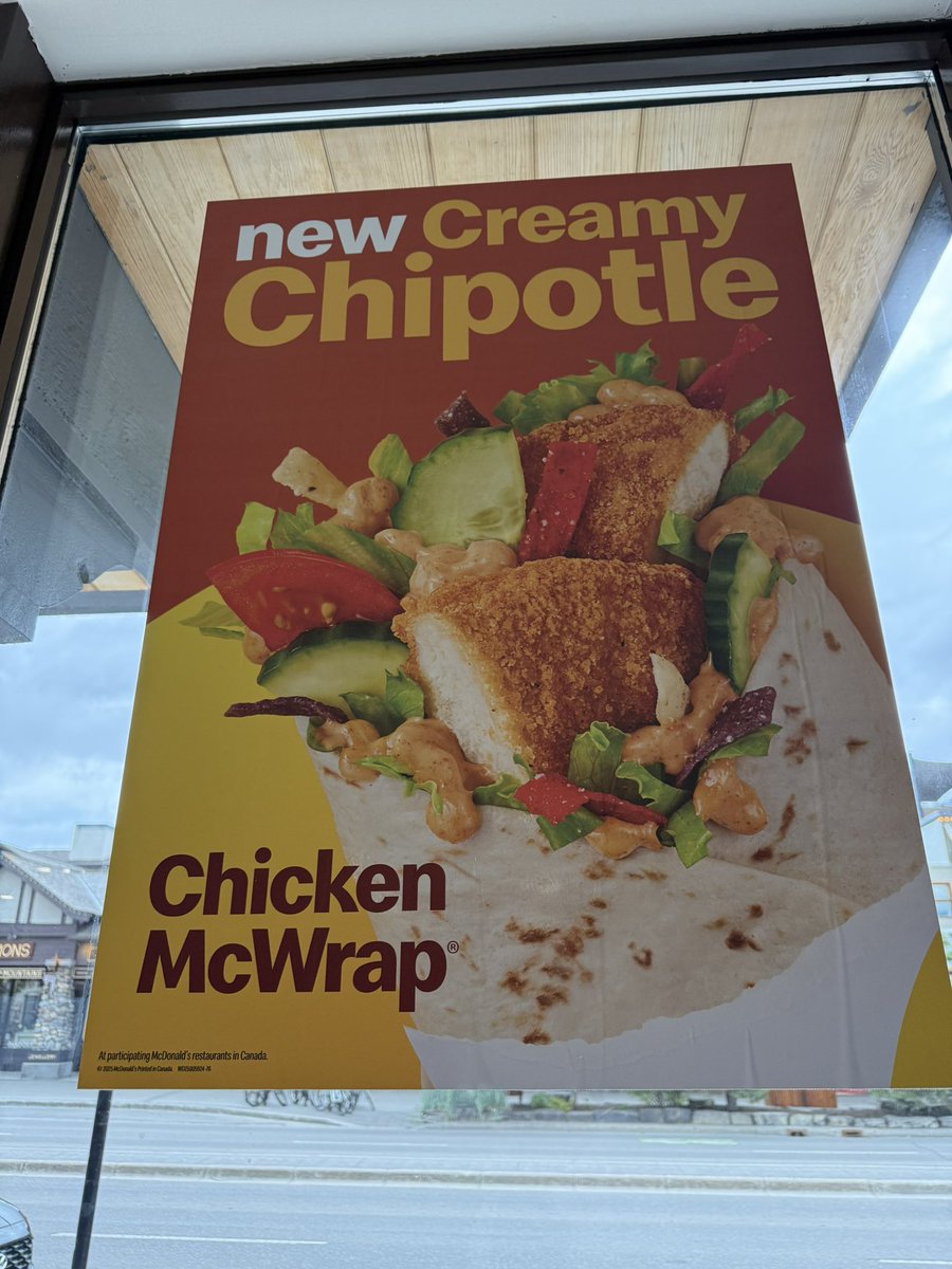 jadahawk's tweet image. Moving to Canada for snack wraps and peach nectarine redbull