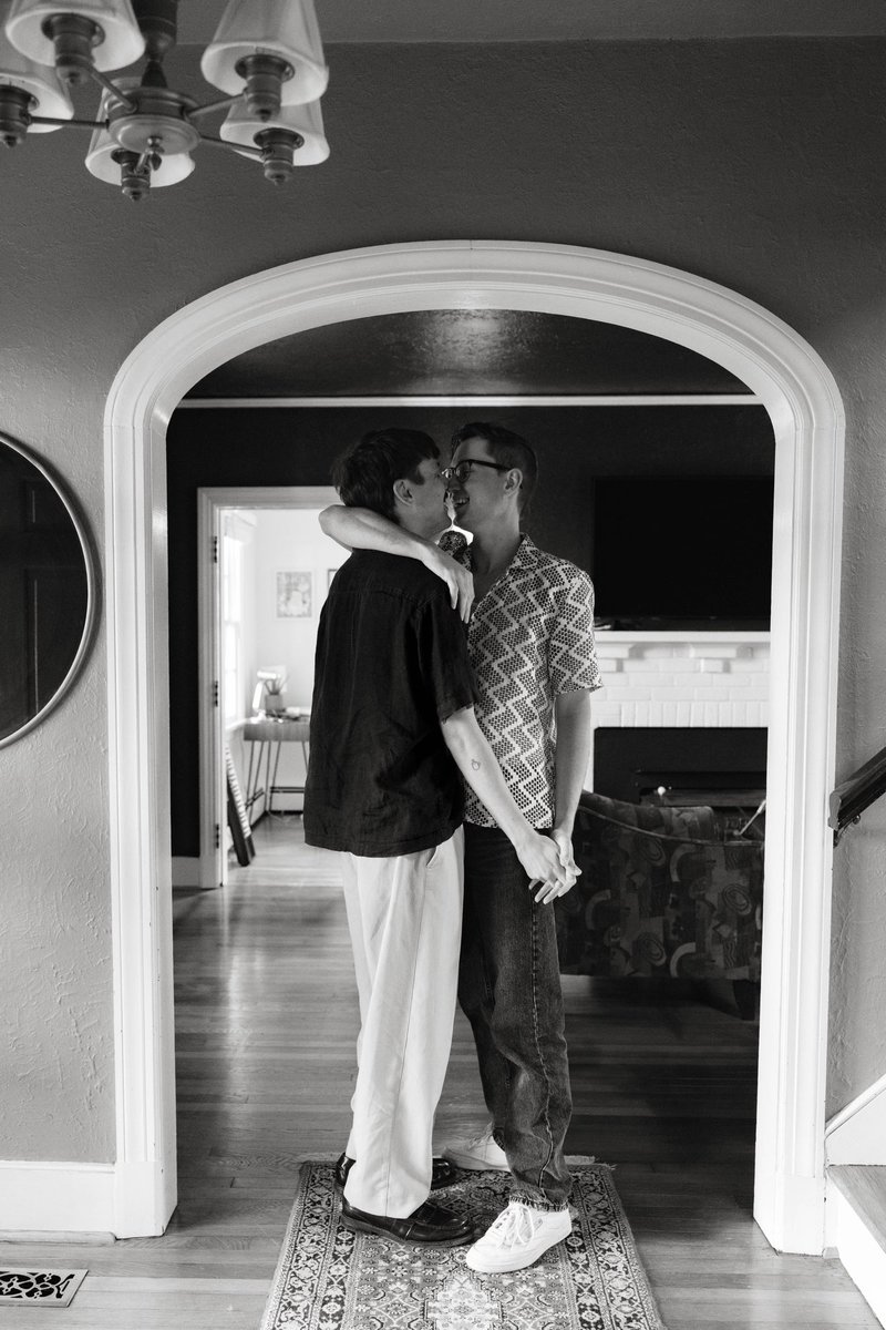 me n my platonic friend

📸: leah miessler