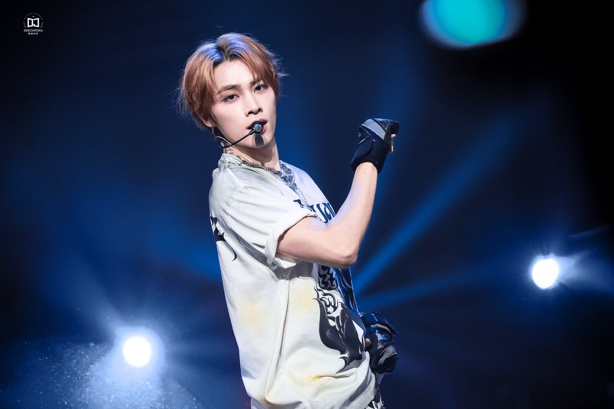 _XIAOJUNBAR's tweet image. 250619 MyK Festa

Full of charisma and stage presence 💥

#肖俊 #샤오쥔 #シャオジュン #XIAOJUN
