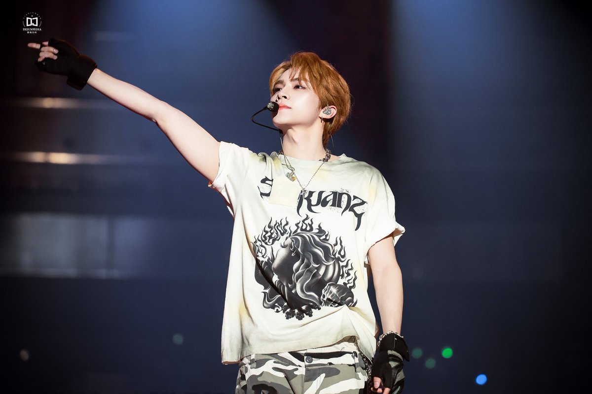 _XIAOJUNBAR's tweet image. 250619 MyK Festa

Full of charisma and stage presence 💥

#肖俊 #샤오쥔 #シャオジュン #XIAOJUN
