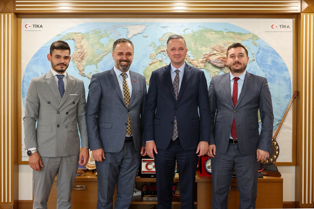 Kuzey Makedonya Köprü Derneği (<a href="/koprudernek/">Köprü Derneği</a>) Başkanı Sn. Hüsrev Emin (<a href="/HusrevMk/">Hüsrev Emin</a>) ve beraberindeki heyet, TİKA Başkanı <a href="/SerkanKayalar_/">Serkan Kayalar</a>’ı ziyaret etti.