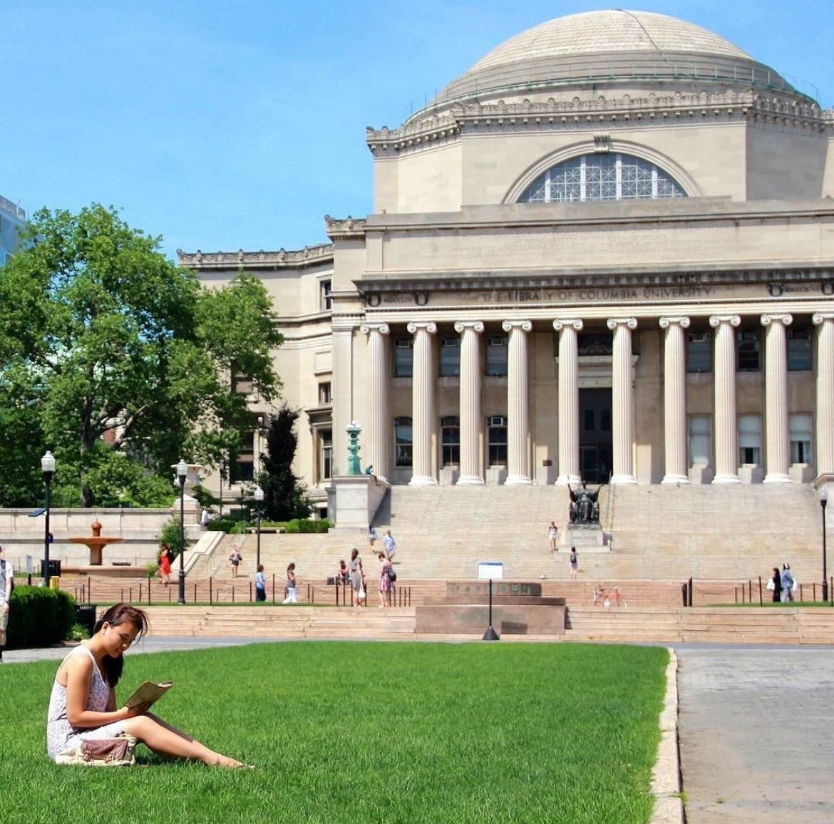 ☀️ Happy First Day of Summer! 🌴 How’s everyone’s summer break going so far? 😎 #ColumbiaCollege1754