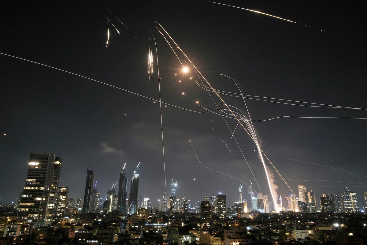 Chris den Hoedt tweet media