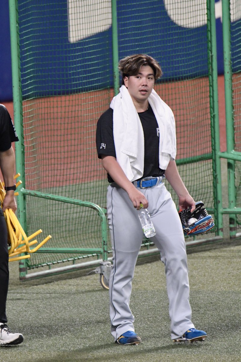 2025.06.20 バンテリンドーム

湯上がりスタイル♨️𓈒𓂂𓏸