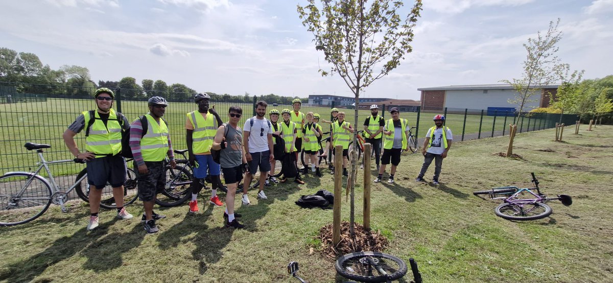 John Spence Community High School (@johnspencechs) on Twitter photo Amazing day with <a href="/WalkingwithUK/">Walking With in North Tyneside</a> on our Charity Bike ride as part of #NSSW2025 and <a href="/RefugeeWeek/">Refugee Week 🧡</a> - great weather, great company and a splendid way to end the week! Thank you to Shams and the team 🚲👊🚲 <a href="/PeleTrust/">Pele Trust</a> #FitForLife Amazing day with <a href="/WalkingwithUK/">Walking With in North Tyneside</a> on our Charity Bike ride as part of #NSSW2025 and <a href="/RefugeeWeek/">Refugee Week 🧡</a> - great weather, great company and a splendid way to end the week! Thank you to Shams and the team 🚲👊🚲 <a href="/PeleTrust/">Pele Trust</a> #FitForLife