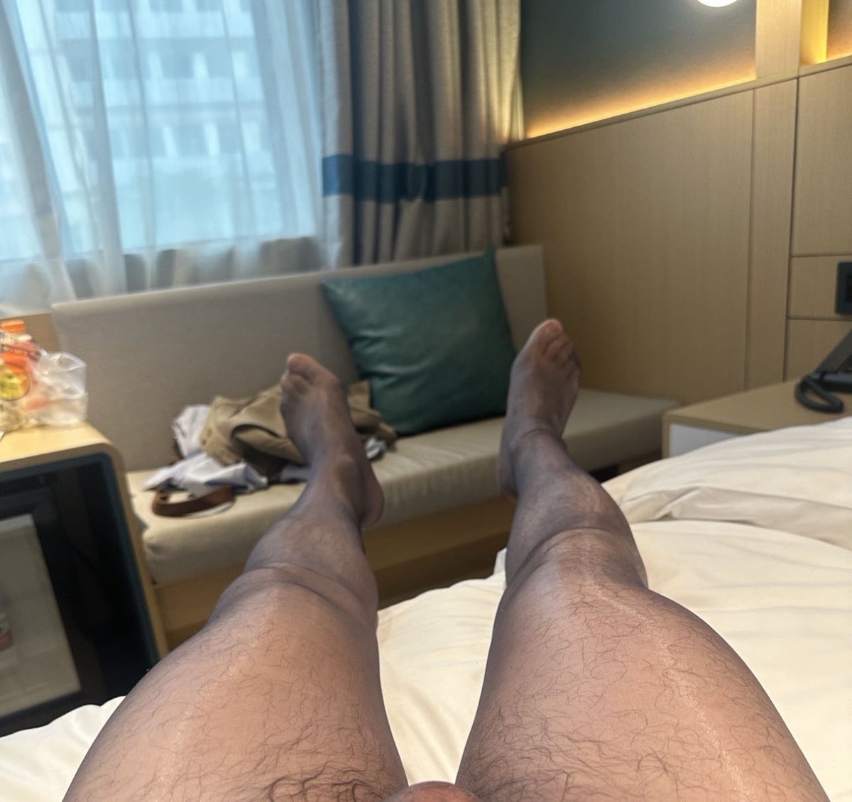 油亮裤袜真的好舒服