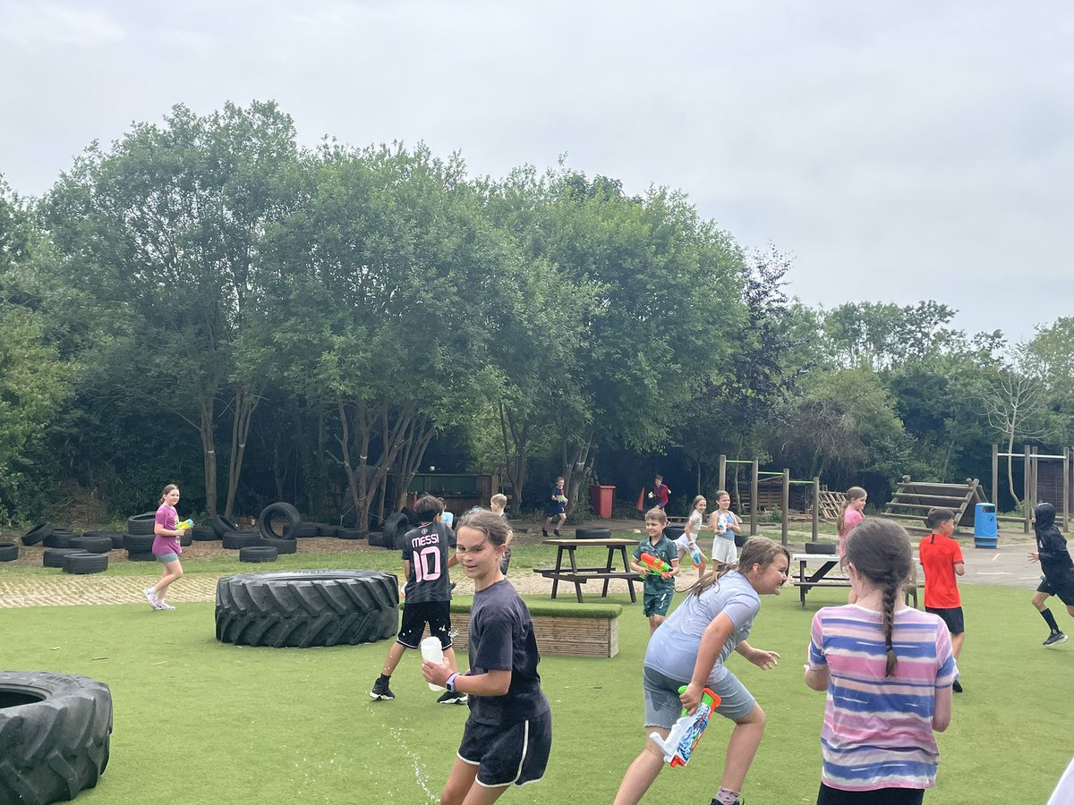 Mrs Evans tweet media