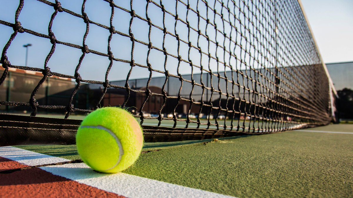 🌞 Rhybudd gwres i ddefnyddwyr Cwrt Tennis y Parc!
Rhybudd @TennisWales'n i unrhyw un sydd wedi cadw cwrt yr wythnos hon oherwydd tymheredd eithafol.
Osgowch wres brig (11am-5pm) os gallwch.
💧Yfwch
🧢Gwisgwch hetiau/eli haul
🎾Chwaraewch gyda ffrind
🌳Cymerwch seibiau’n y cysgod