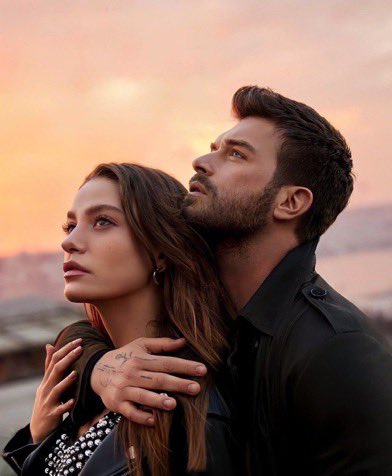 ذولي فيهم تناسق عجييب
بس طبعا مافيه مثل فرحات واصلي😢🤍🖤