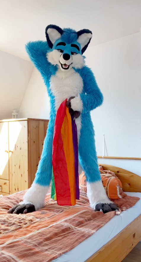 Flag

✂️ <a href="/TheKarelia/">TheKareliaFursuits 🔜 EF29, Furnavia.</a> 

#FursuitFriday #Furry