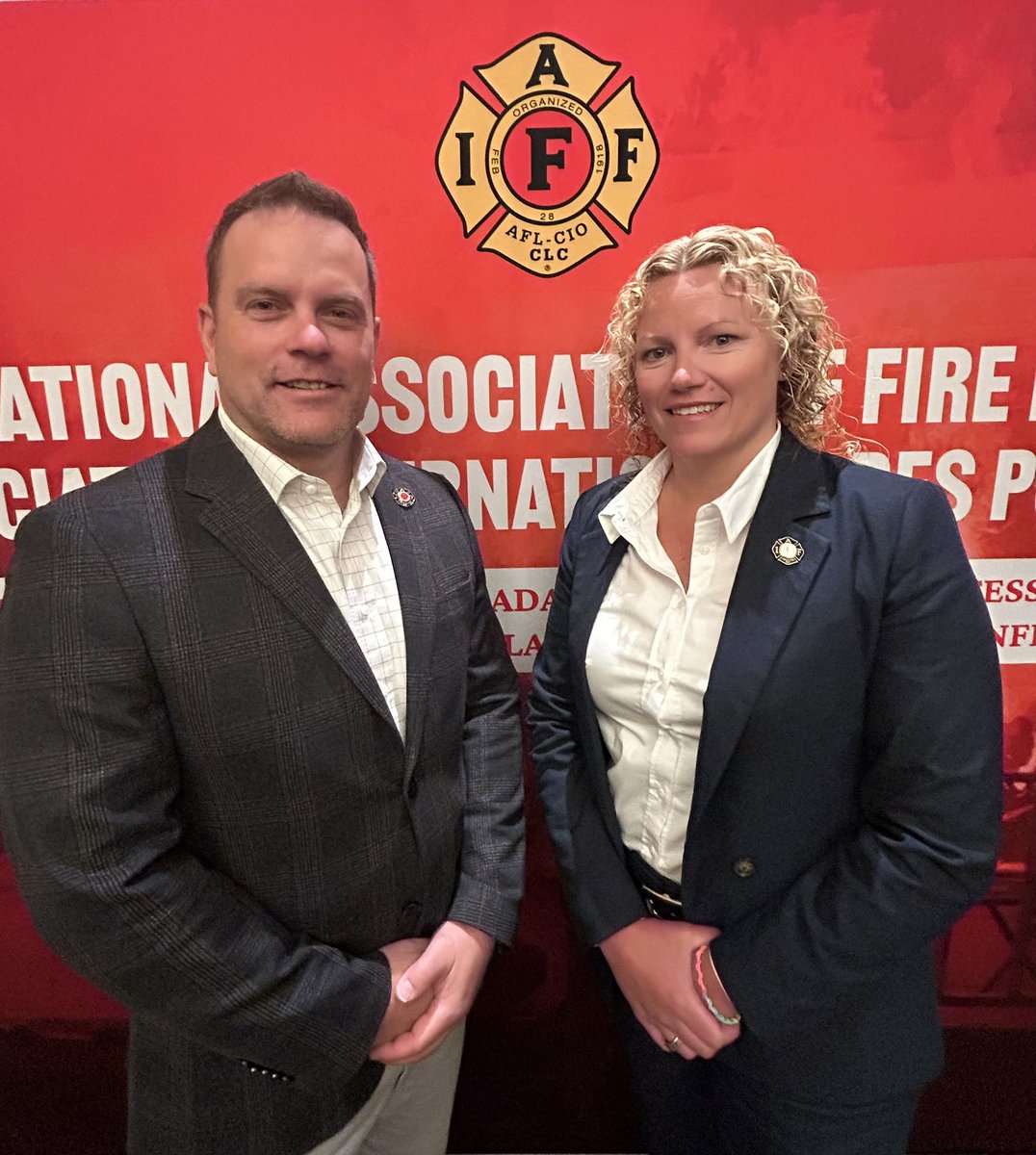 IAFF Canada Fire Fighters - Pompiers AIP Canada (@iaffcanada) on Twitter photo Bravo Ă Peter Dyson de <a href="/iafflocal465/">Oshawa Fire Fighters</a> et Ă Katrina Davison de <a href="/IAFF18/">Van Fire Fighters</a>, nos deux nouveaux Ă©lus au ComitĂ© des relations humaines de l'#AIP ! đ
Un grand merci Ă vous pour votre engagement en faveur de la diversitĂ©, de l'Ă©quitĂ© et de la solidaritĂ© au sein des services d'incendie. Bravo Ă Peter Dyson de <a href="/iafflocal465/">Oshawa Fire Fighters</a> et Ă Katrina Davison de <a href="/IAFF18/">Van Fire Fighters</a>, nos deux nouveaux Ă©lus au ComitĂ© des relations humaines de l'#AIP ! đ
Un grand merci à vous pour votre engagement en faveur de la diversité, de l'équité et de la solidarité au sein des services d'incendie.