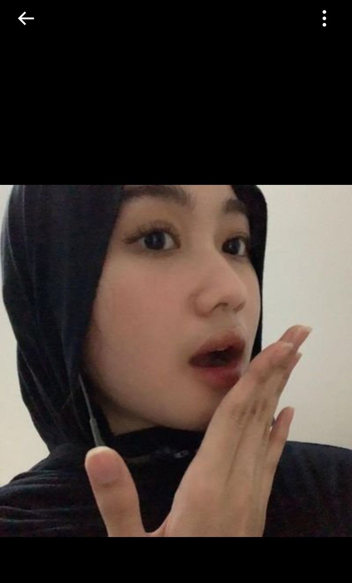 HELP RT

SPILL SCAMMER TF PULSA 
@zihynicakheayv
087732027324

kalian jangan mau bertransaksi apapun sama akun ini, penipu!!! 
gw gaakan pernah ikhlas walaupun nominal ga seberapa. 

gatau ini foto dia beneran atau nyomot foto orang
x.com/zihynicakheayv…