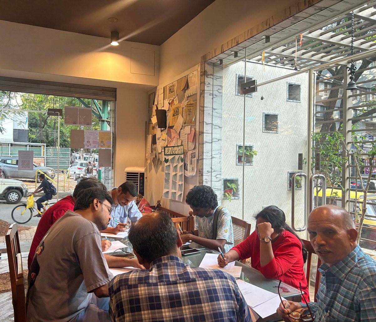 mheduNIMHANS's tweet photo. “A Note to Myself,” organised by the Department of Mental Health Education, #NIMHANS at Atta Galatta, created a healing space through gratitude notes, letters to self, and sharing circles—using public spaces to spark reflection and mental health conversations.
#LettersToSelf https://t.co/q2mtvlfAX7