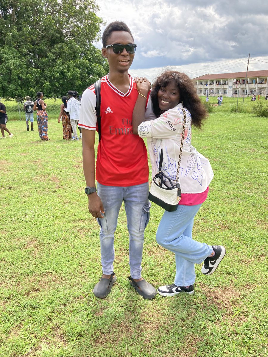 Robogenesis18's tweet photo. From Year 1 to Final year. ❤️🫂
Na so we geh sign out for MSc. degree.
All said and done, God and hard work made it happen.
@musaabigail94 https://t.co/csxsD6NXi2