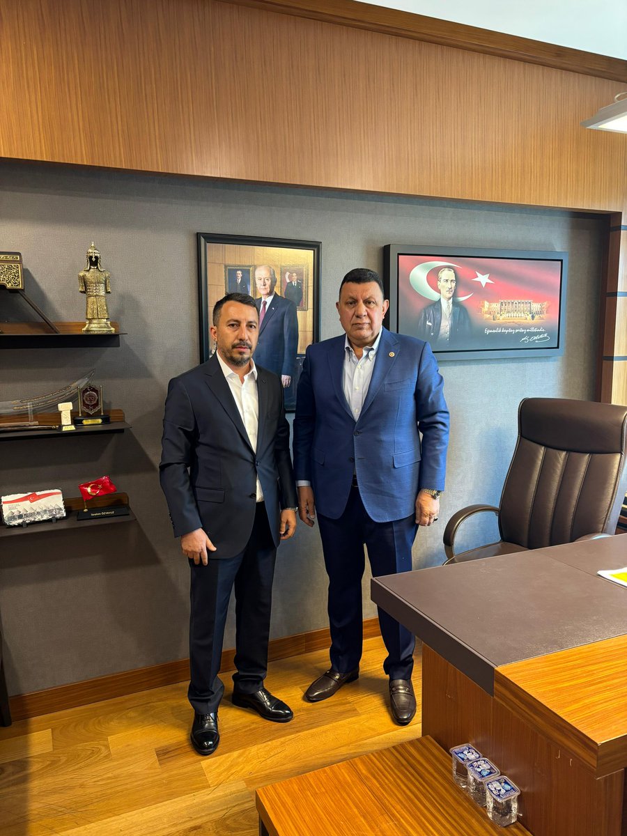 halil_sade's tweet photo. Gazi Meclisimizin Kıymetli Vekillerinden MHP Şanlıurfa Milletvekilimiz Sn. İbrahim ÖZYAVUZ ' u makamında ziyaret ettik. Değerli Vekilimize her zaman ki gibi samiyeti mütevaziliği ve misafirperverliği için teşekkür ederiz.... https://t.co/zTqd0SBiQg